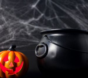 halloween pot and pumpkin